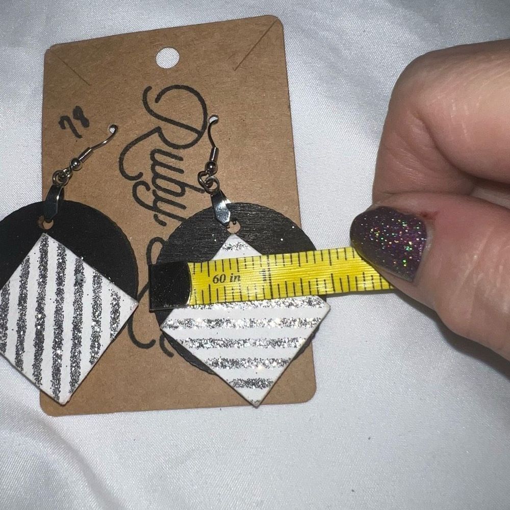 Ruby Lee Handmade Geometric Earrings - Picture 6 of 8